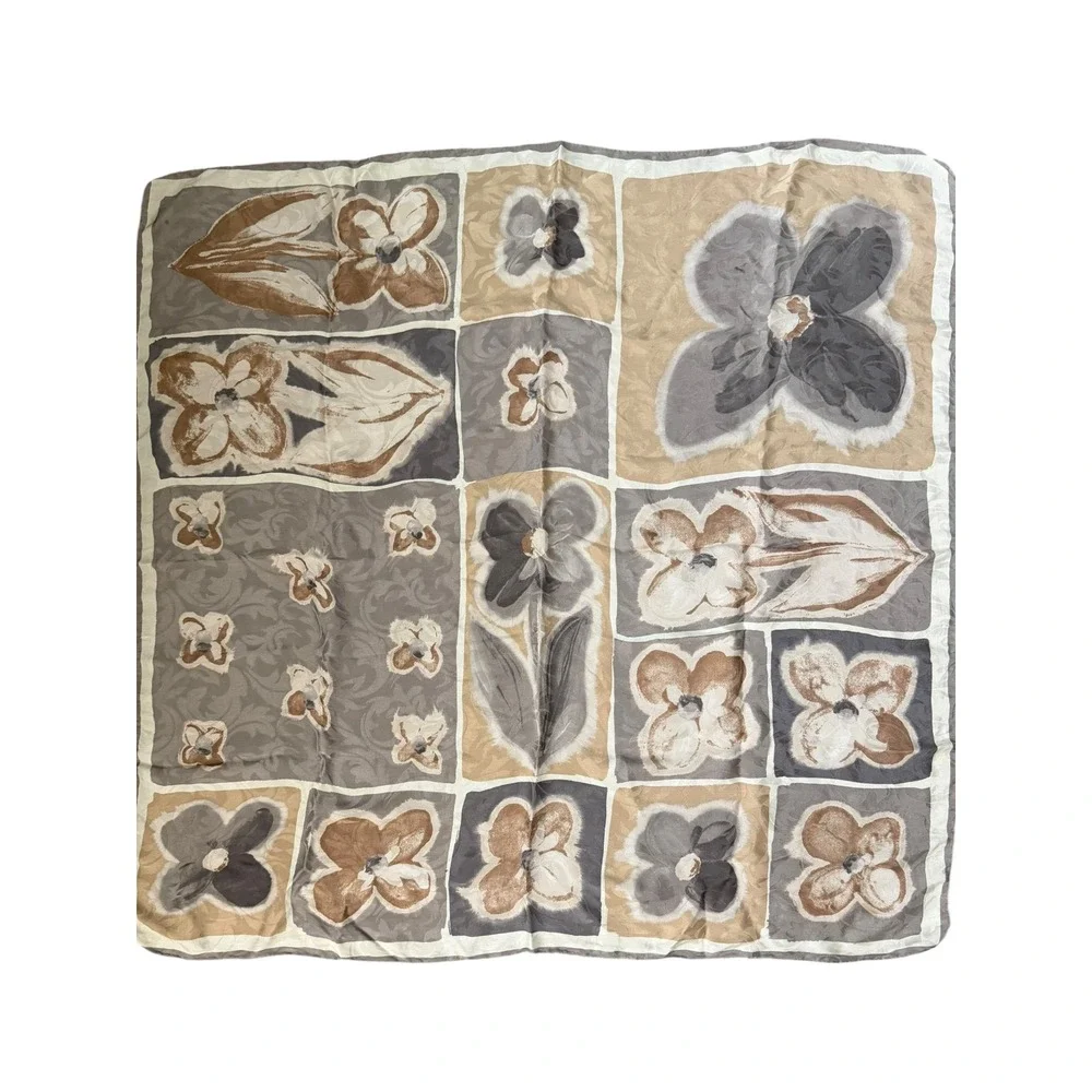 Vintage‎ Floral  Square Scarf Womens Tan Grey Neutral Cottage Classic Old Money